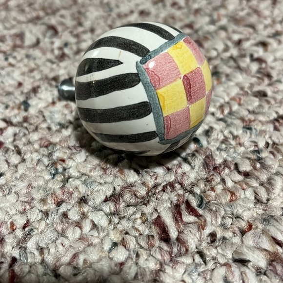 MacKenzie-Childs Drawer Pull - Picture 2 of 4